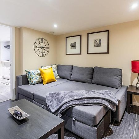Newly Renovated - Cozy 1Br Apt With Netflix - Prime Location Toronto Exterior foto