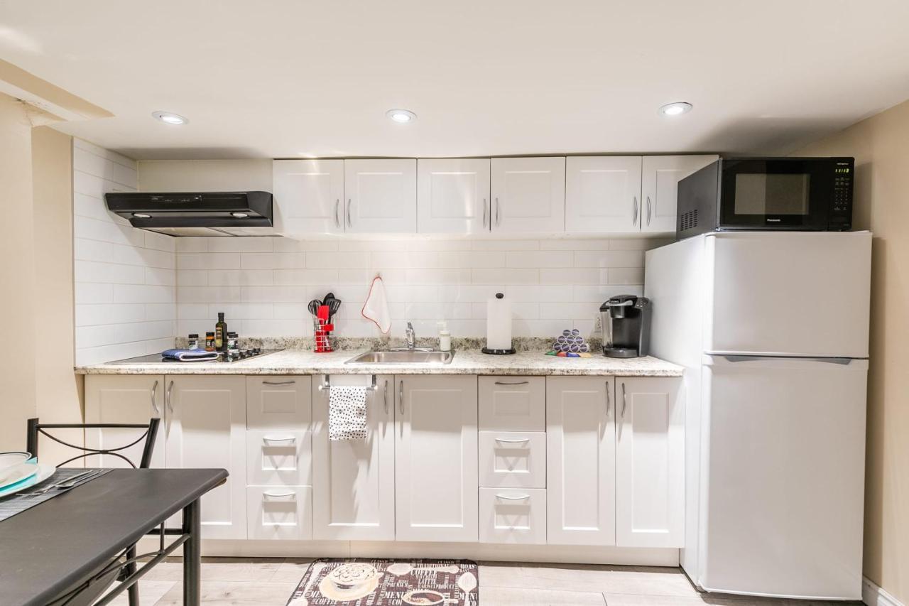 Newly Renovated - Cozy 1Br Apt With Netflix - Prime Location Toronto Exterior foto